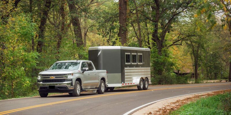 Featherlite unveils new Model 9400 bumper pull horse trailer