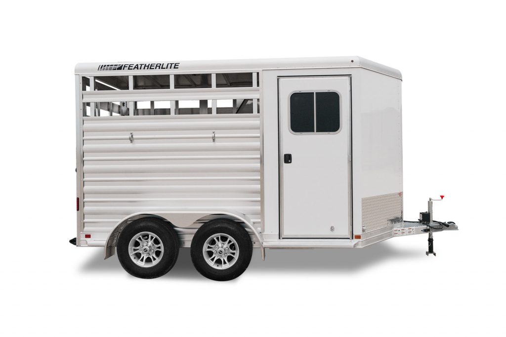 Horse trailer 9651 curbside